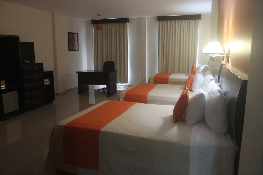 Hotel Baez Paraiso Exterior photo